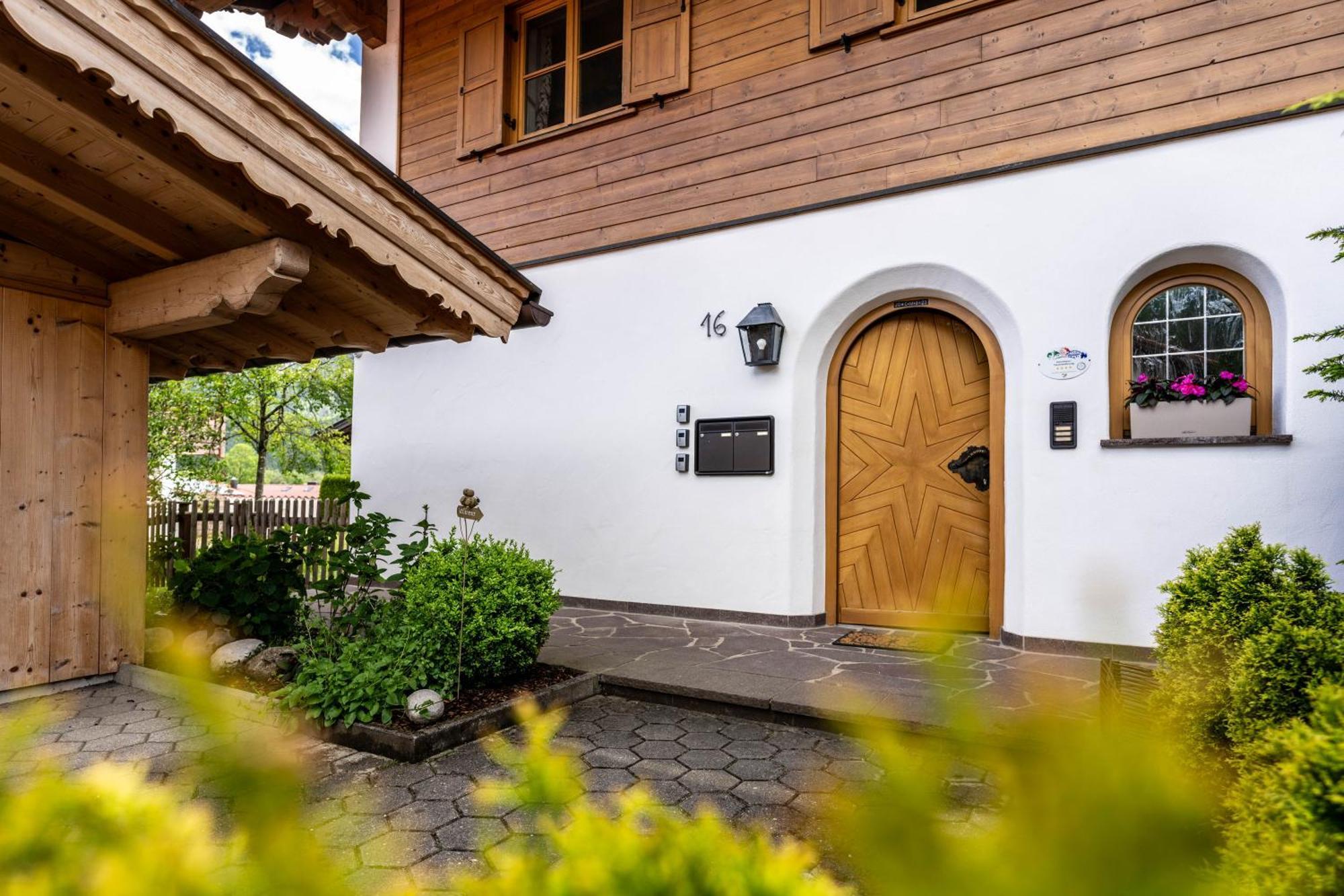 Ferienwohnungen Lara Wohnung 3 Wallgau Ngoại thất bức ảnh